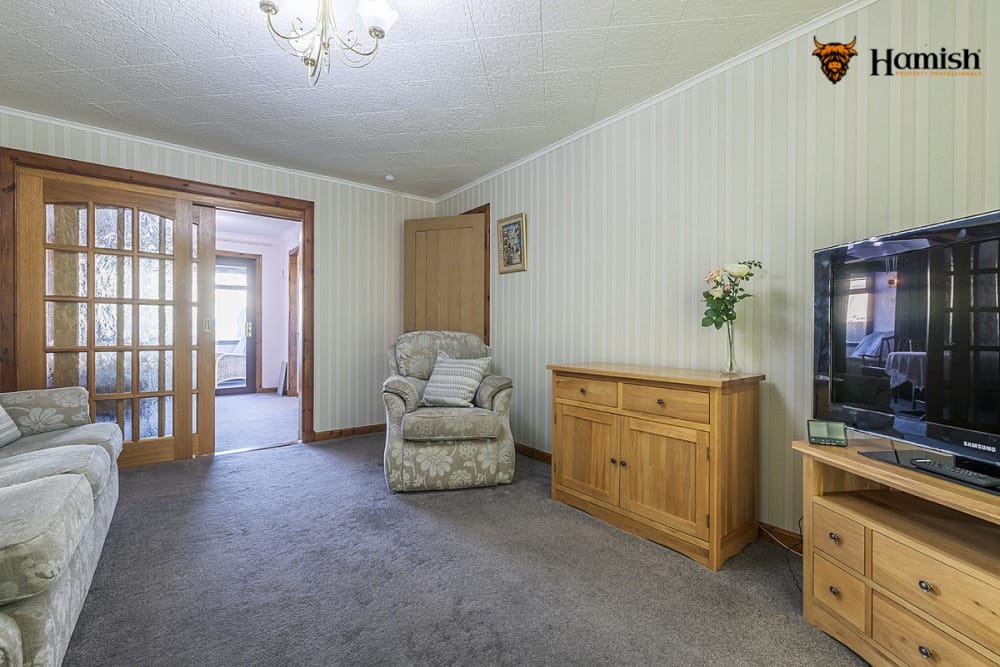 FOUR BENEFITS OF BUYING ONE & TWO BEDROOM PROPERTIES 3 Renovation of small property